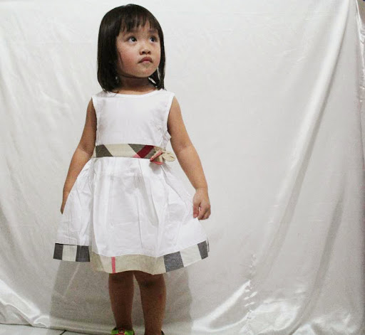 baju dress burberry cantik anak